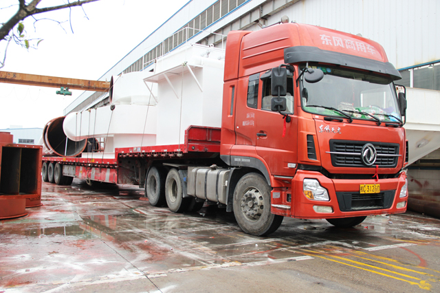 2017,桂林鴻程首臺磨粉機楊帆起航 2017,桂林鴻程首臺磨粉機楊帆起航