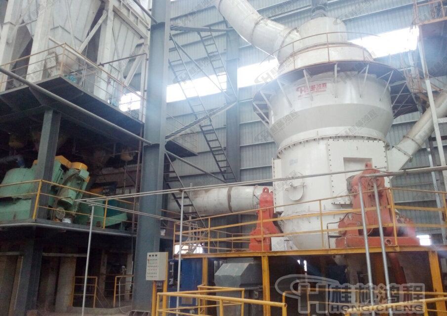 桂林鴻程滑石磨粉機(jī)推薦：桂林鴻程HLM滑石立磨，滑石粉碎機(jī)HLM2900