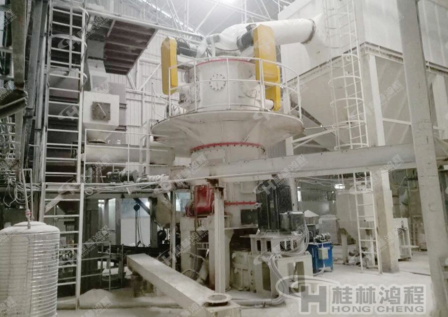 生產(chǎn)1250目滑石粉的設(shè)備-HLMX1700超細立磨 生產(chǎn)1250目滑石粉的設(shè)備-HLMX1100超細立磨